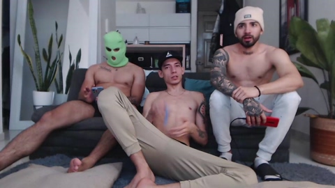 fratguysonline  17-08-2022